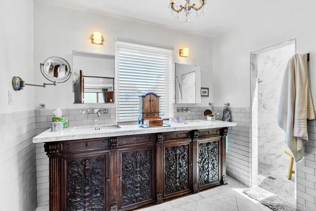 https://cdn.realtyfeed.com/cdn/127/306750830/6de15bf96840722b4851397fe10a4ada.webp