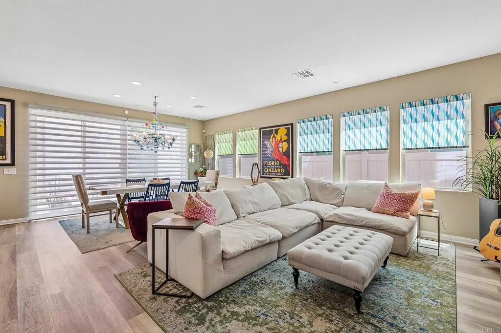 https://cdn.realtyfeed.com/cdn/127/306750836/07a10b85121fec78b1df6dc81124b69e.webp