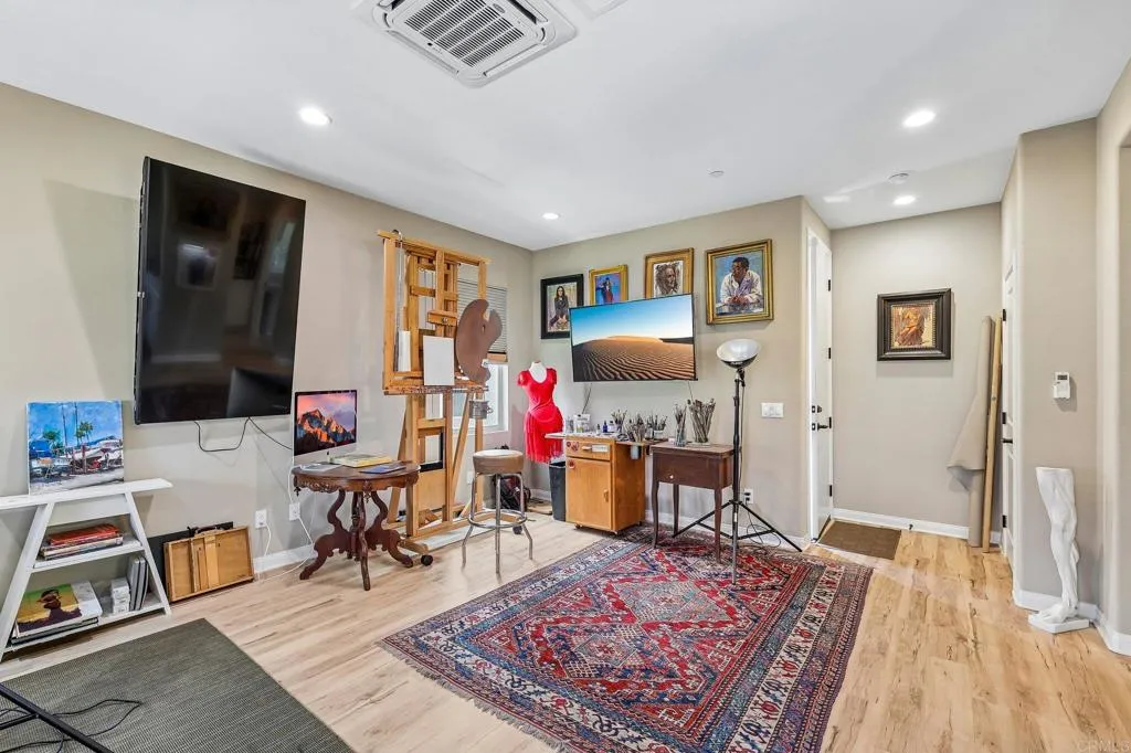https://cdn.realtyfeed.com/cdn/127/306750836/0c51939887eadb47e3d8e90f2ff3920d.webp