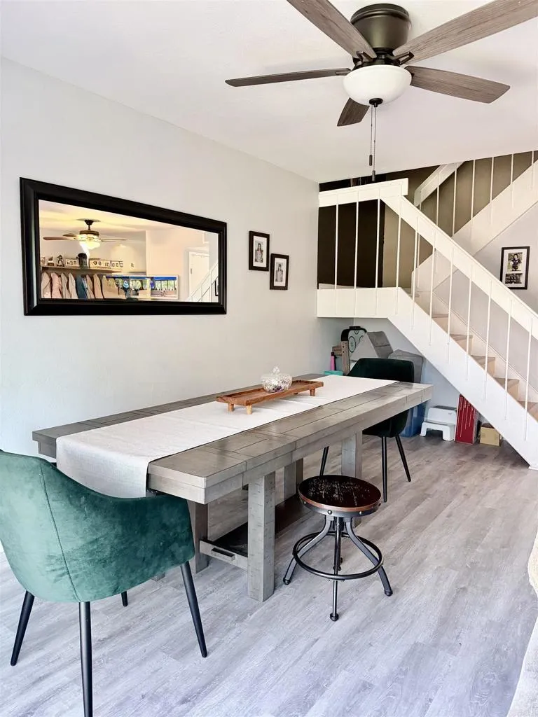 https://cdn.realtyfeed.com/cdn/127/306750841/790537abbbf5ef0842e660072c1638f7.webp