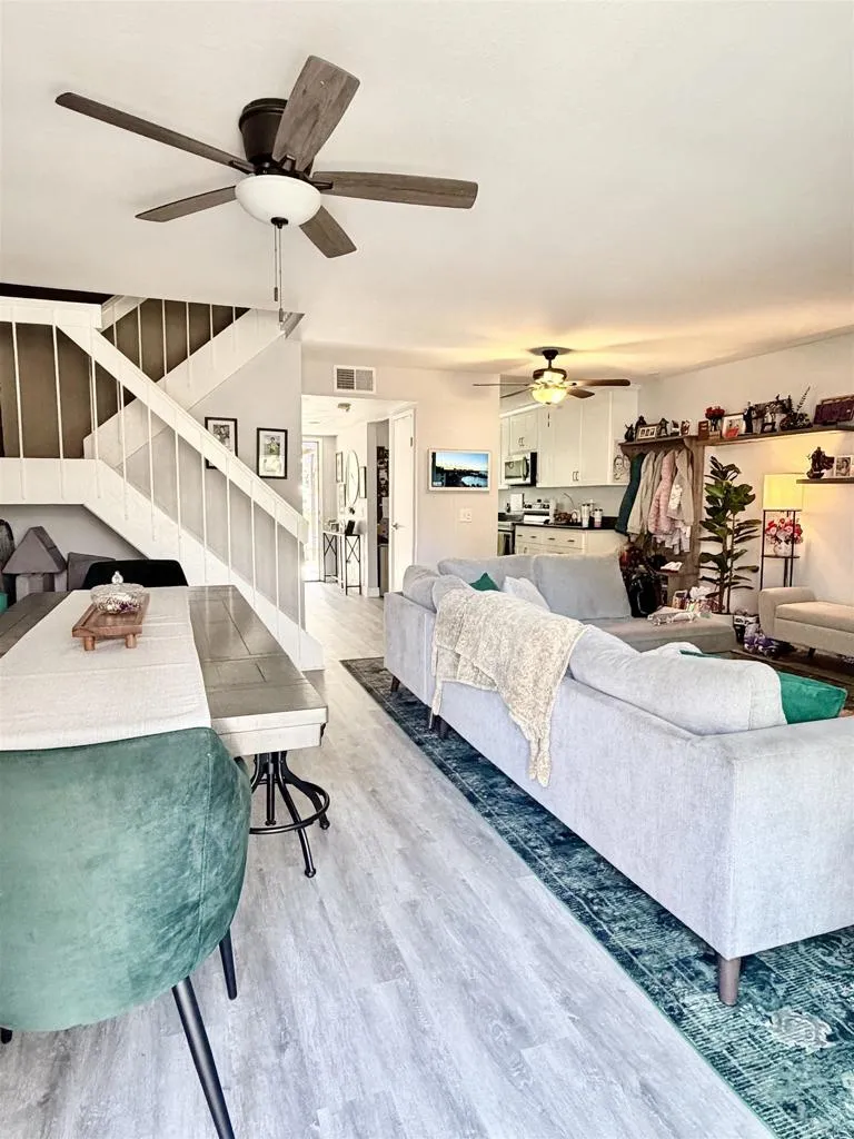 https://cdn.realtyfeed.com/cdn/127/306750841/fe1b1a68fe8b7519958f66ab917b32ca.webp