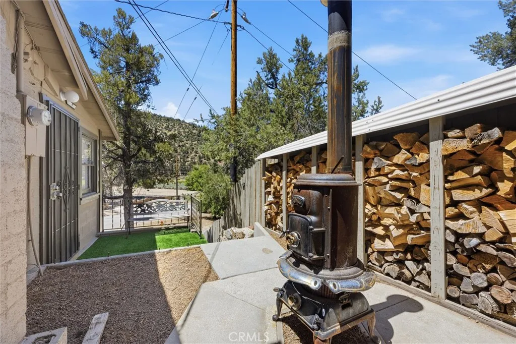 7100 Lakewood Drive, Frazier Park, CA 93225 - Photo 5 of 46, Frazier Park, CA