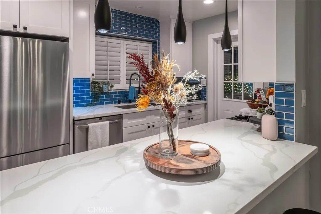https://cdn.realtyfeed.com/cdn/127/306750900/54ba2bf7e47fc553d245b2027beba3ce.webp