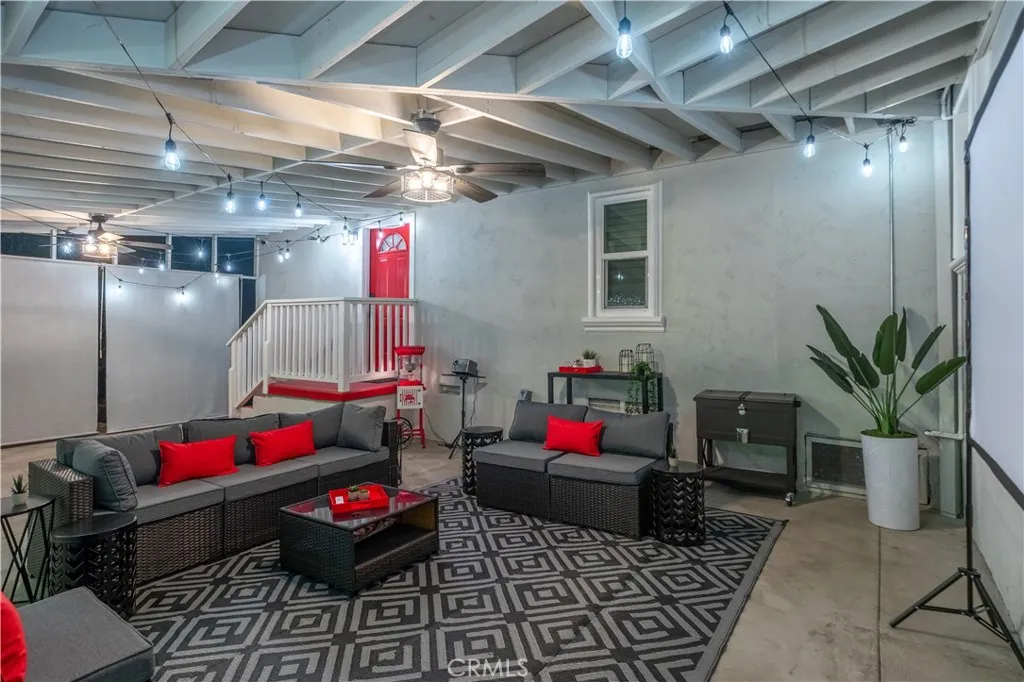 https://cdn.realtyfeed.com/cdn/127/306750900/9b3a998528f05702b995d3916d47dea7.webp