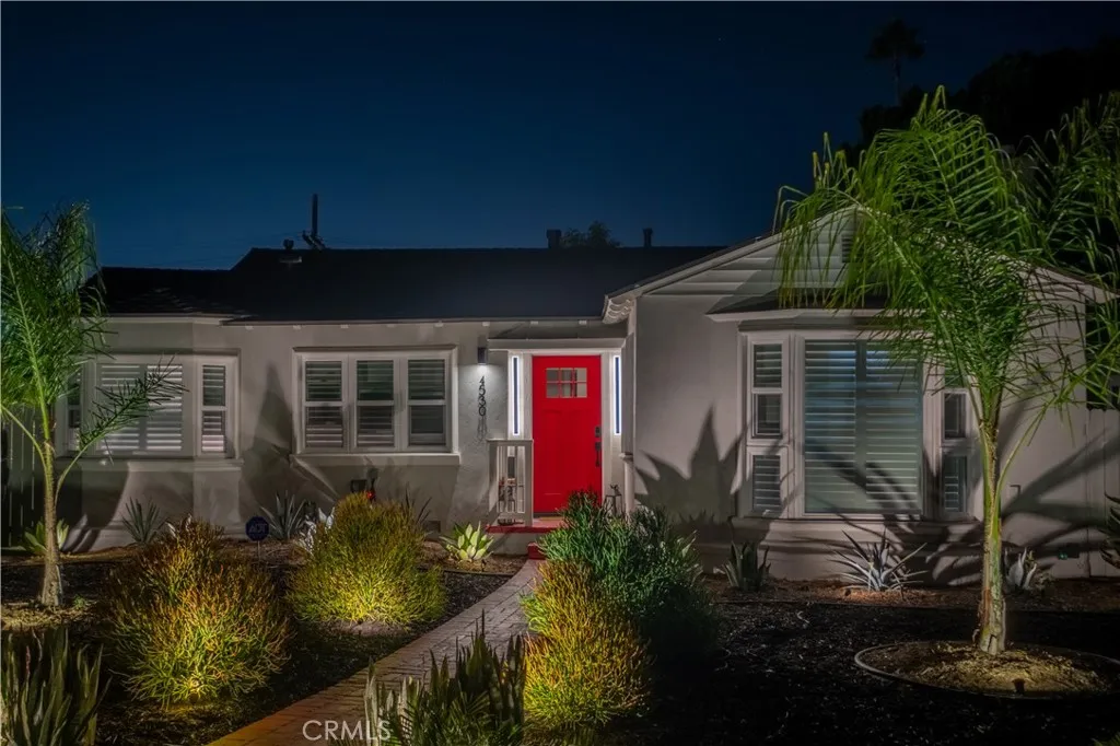 https://cdn.realtyfeed.com/cdn/127/306750900/d98f0e361384cfcbff856cc302df728d.webp