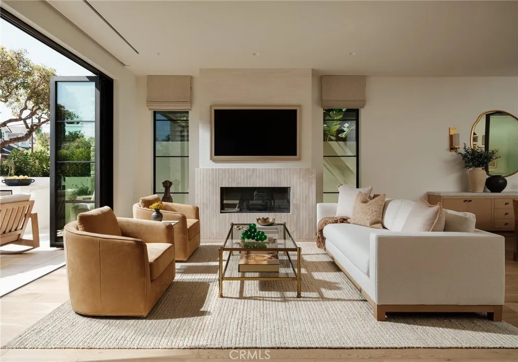 303 Jasmine Avenue, Corona del Mar, CA 92625 - Photo 3 of 40, Corona Del Mar, CA