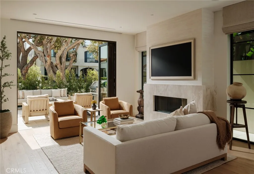 303 Jasmine Avenue, Corona del Mar, CA 92625 - Photo 4 of 40, Corona Del Mar, CA