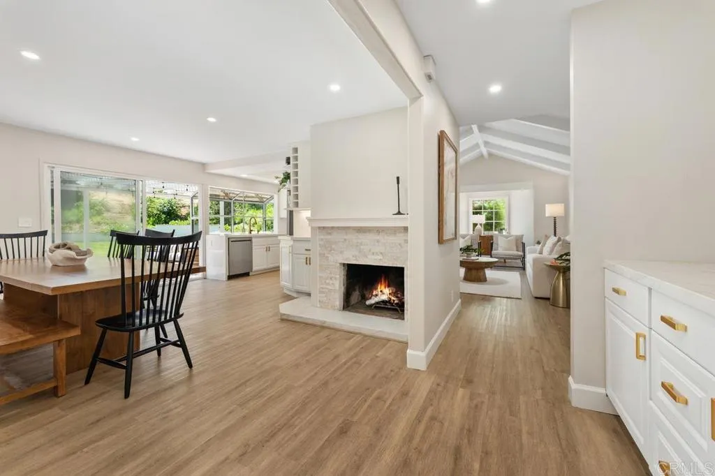 https://cdn.realtyfeed.com/cdn/127/306751027/625133d7086951c8c2f885f500e9f057.webp
