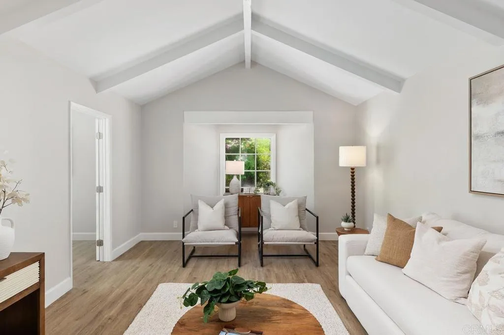 https://cdn.realtyfeed.com/cdn/127/306751027/95d64e5032cc5123d9d6c72e6d5b3504.webp