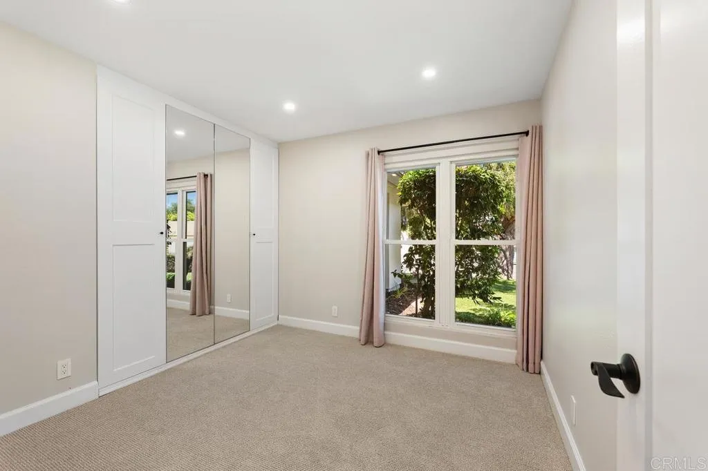 https://cdn.realtyfeed.com/cdn/127/306751027/a15a4c3116156dc47dc2ebdf0c0b4bb2.webp