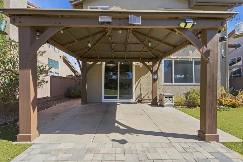https://cdn.realtyfeed.com/cdn/127/306751036/21e0f283bdbb8d9f1a101a1aac195329.webp