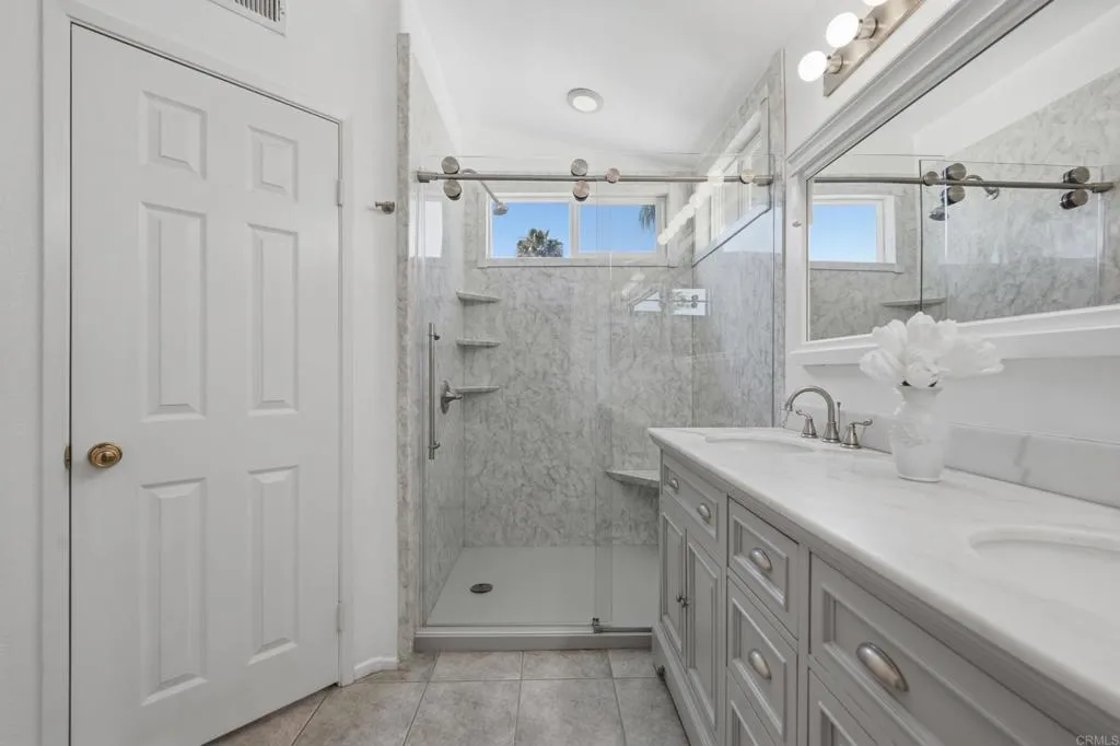 https://cdn.realtyfeed.com/cdn/127/306751036/933cfb98e2627220e85e07d4ec9207f2.webp
