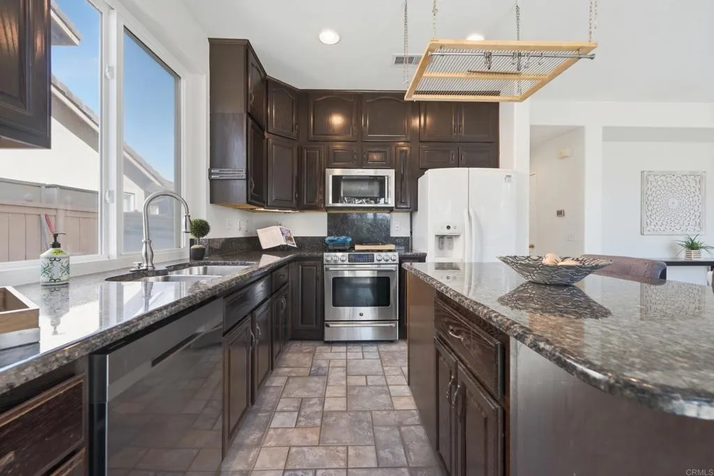 https://cdn.realtyfeed.com/cdn/127/306751036/b625d81b0769d9b44d40610d788a475f.webp