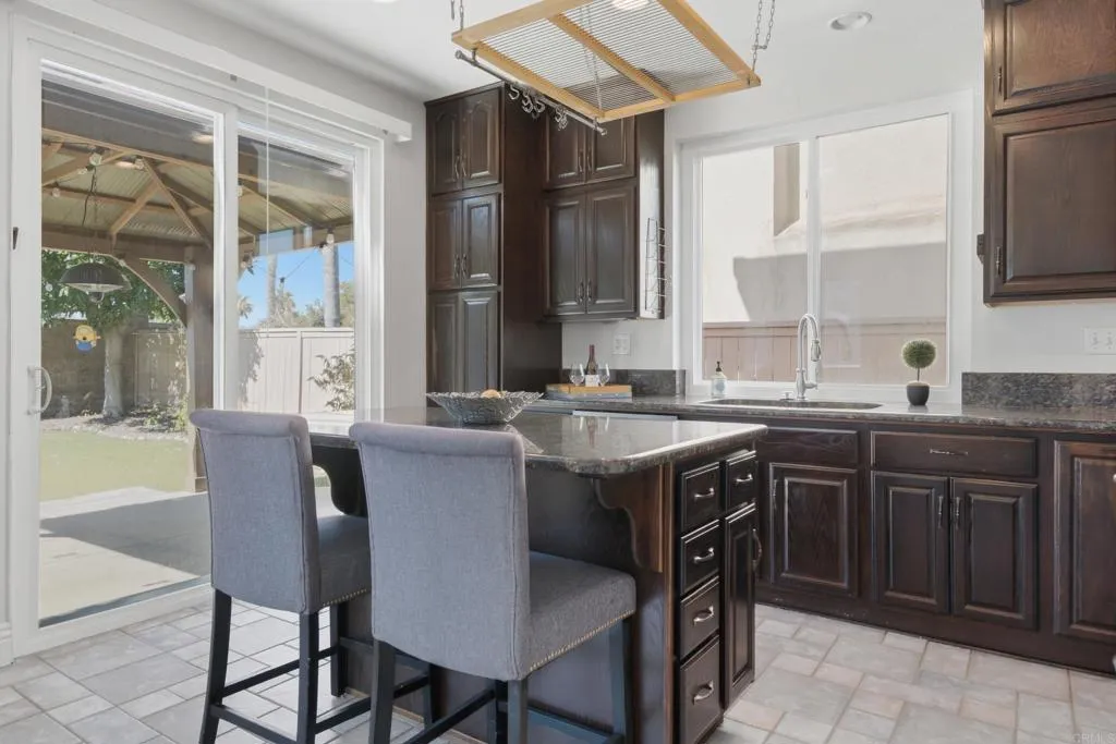 https://cdn.realtyfeed.com/cdn/127/306751036/d8990bde19e64ea2d4864ca0349311f3.webp