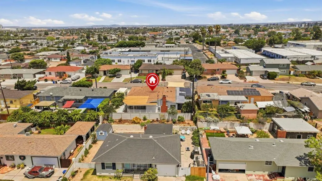 https://cdn.realtyfeed.com/cdn/127/306751037/6f4e8670bfa94ca336cb07f70e31ac23.webp