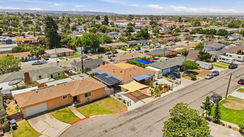 https://cdn.realtyfeed.com/cdn/127/306751037/8b79b4b4c070bb7f5dc559d6ac7ebeb9.webp