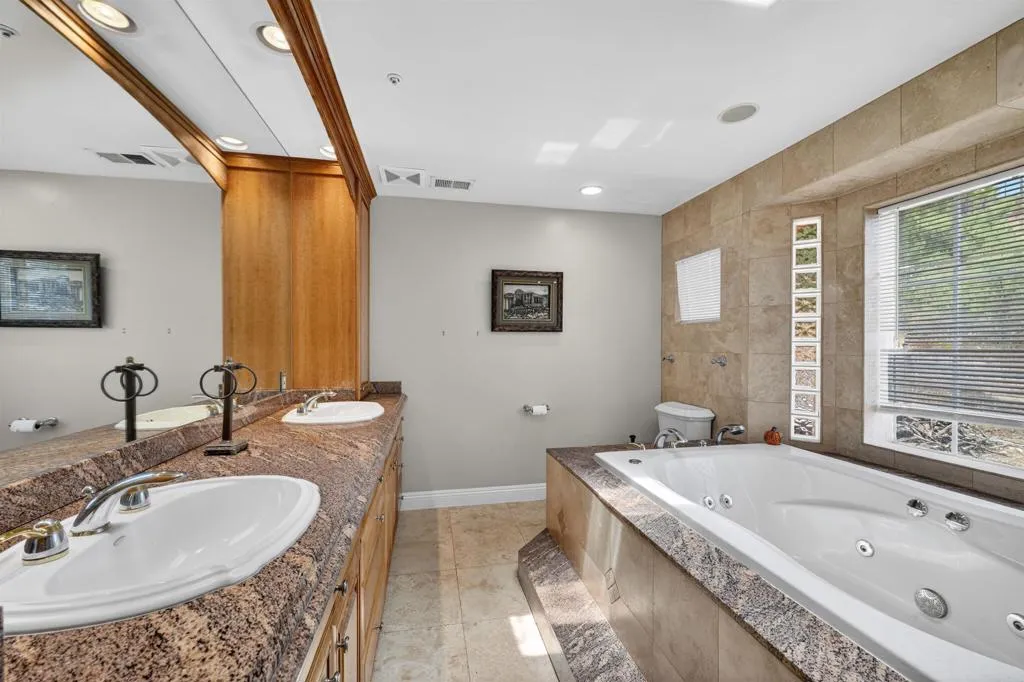 https://cdn.realtyfeed.com/cdn/127/306751076/72caff2998ae00ffa9b39bac3bfe2bf5.webp