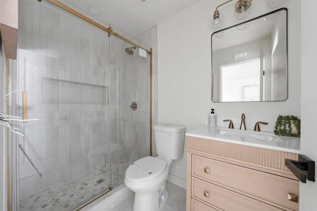 https://cdn.realtyfeed.com/cdn/127/306751082/6be0a499a12a159aadf878ae274ed155.webp