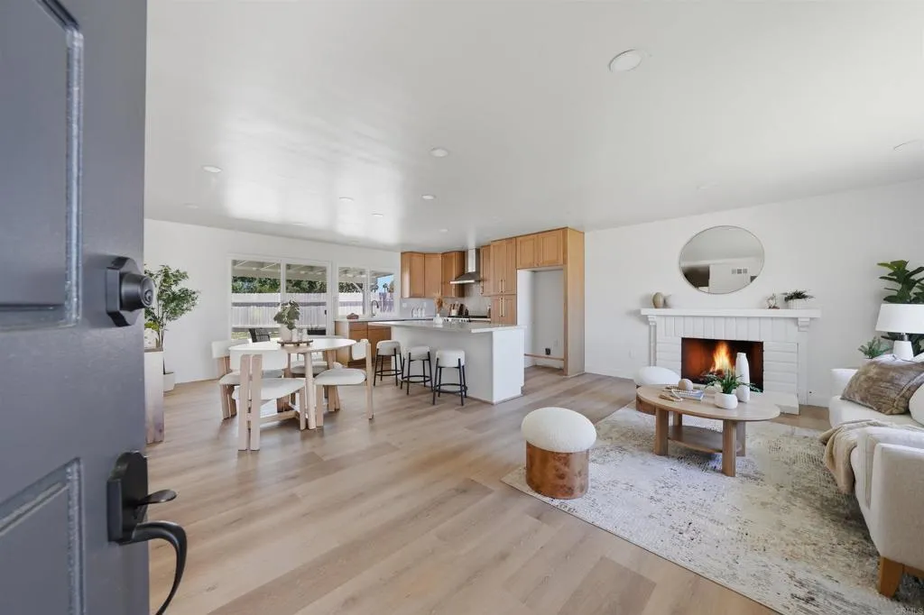 https://cdn.realtyfeed.com/cdn/127/306751082/d88127bee370ee4f3a9aec120349ae9a.webp