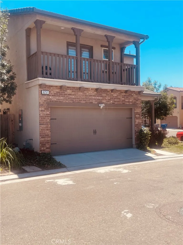6251 E Overlook