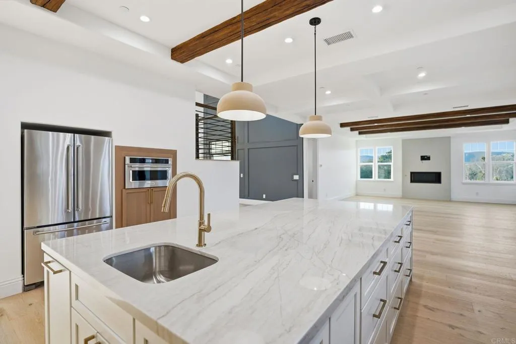 https://cdn.realtyfeed.com/cdn/127/306751094/5cd6a72f854dade1e84827b4c9095681.webp