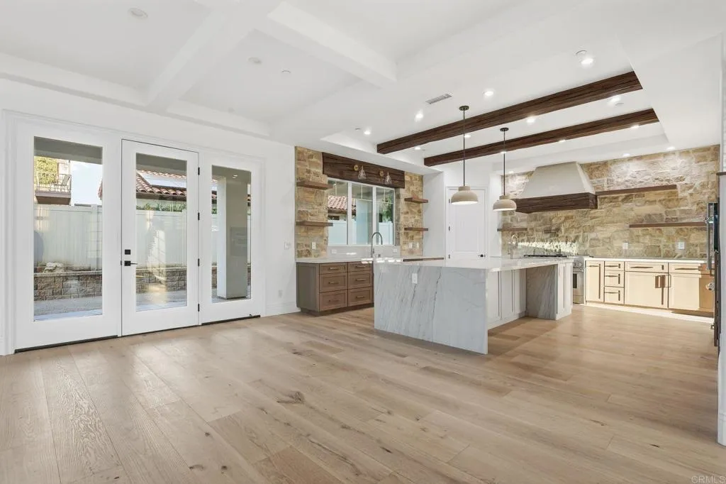 https://cdn.realtyfeed.com/cdn/127/306751094/cd74eeb30afdd97406e06bb06c6e9d98.webp