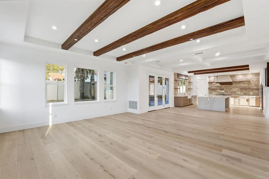 https://cdn.realtyfeed.com/cdn/127/306751094/fc8d1b33f6bb0d8c38fbfa1371554caa.webp