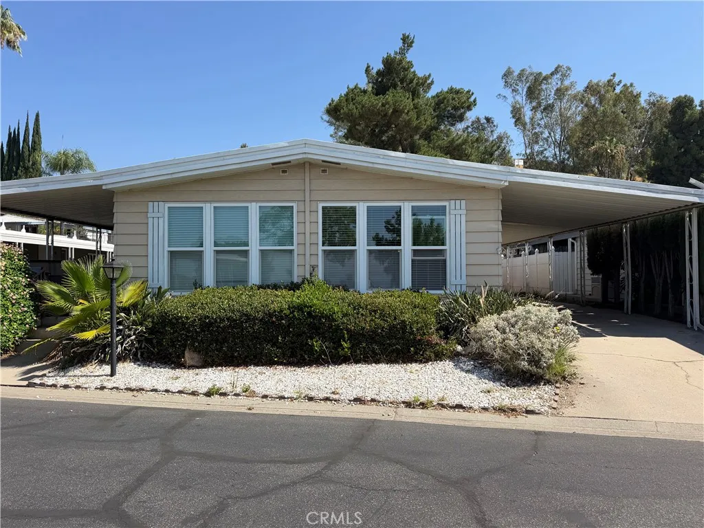 4040 E Piedmont Unit 44, Highland, CA 92346 - Main photo, Highland, CA