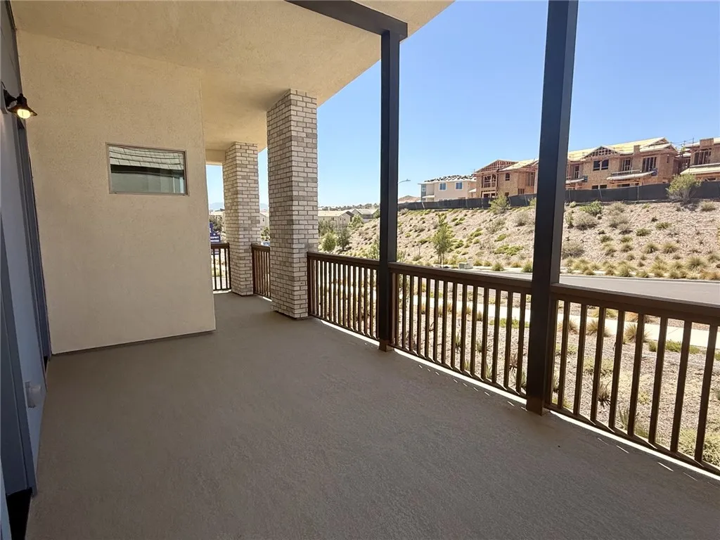 27430 Creekwood Lane, Valencia, CA 91381 - Photo 3 of 11, Valencia, CA