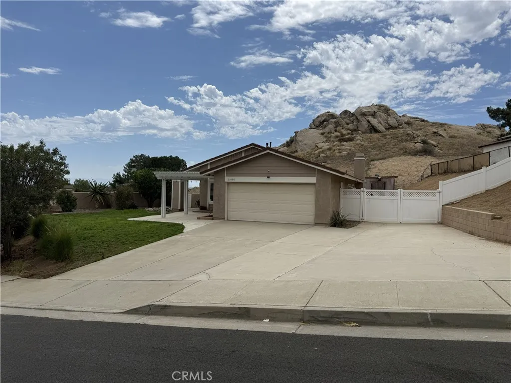 21881 Winding, Moreno Valley, CA 92557 - Main photo, Moreno Valley, CA