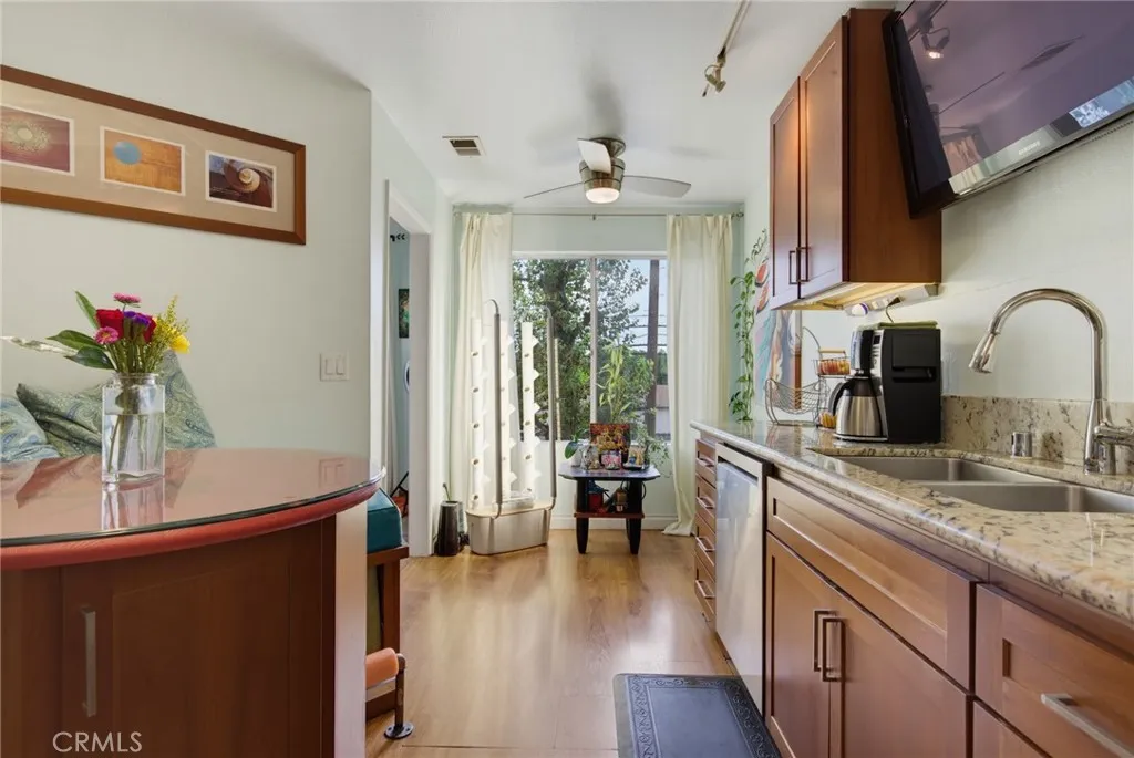 4623 E 4th Unit 6, Long Beach, CA 90814 - Photo 4 of 44, Long Beach, CA