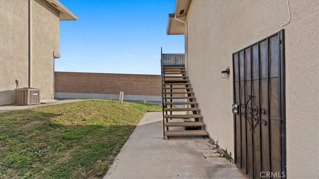3451 Rainbow Lane, Highland, CA 92346 - Photo 4 of 32, Highland, CA