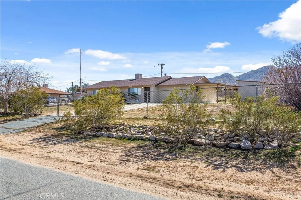60425 Alta Mura Drive, Joshua Tree, CA 92252 - Photo 2 of 51, Joshua Tree, CA