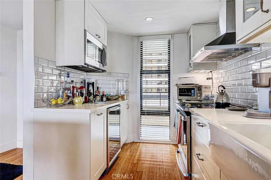 4337 Marina City Unit 237, Marina del Rey, CA 90292 - Photo 4 of 30, Marina Del Rey, CA