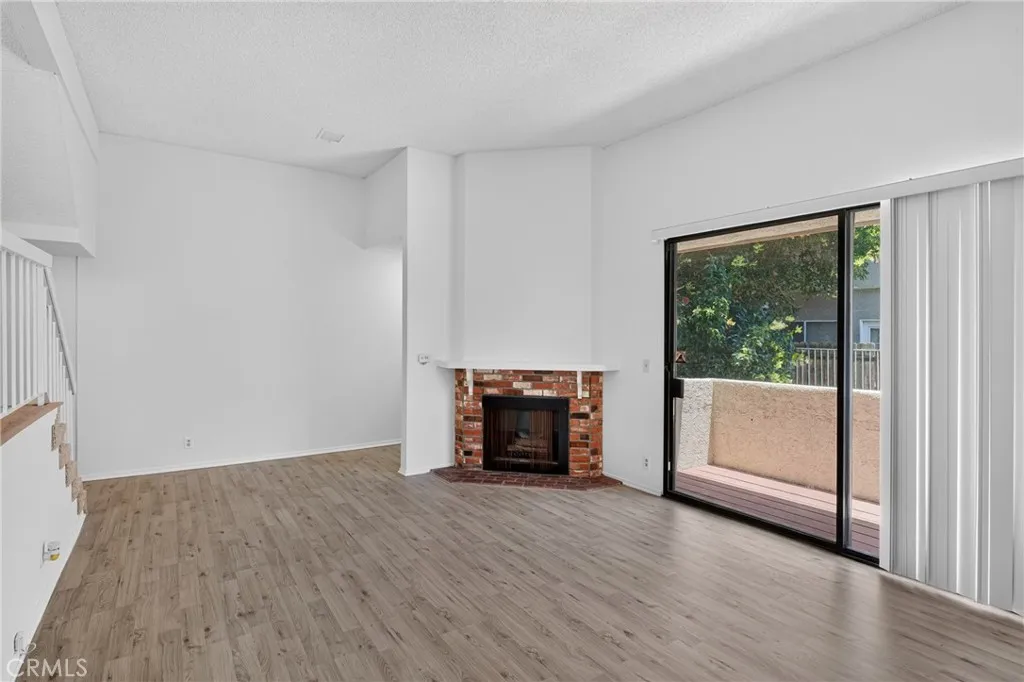 18410 Lull Street Unit 1, Reseda, CA 91335 - Photo 4 of 40, Reseda, CA