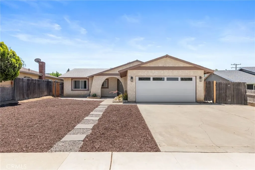 35519 Teja Court, Yucaipa, CA 92399 - Photo 3 of 34, Yucaipa, CA