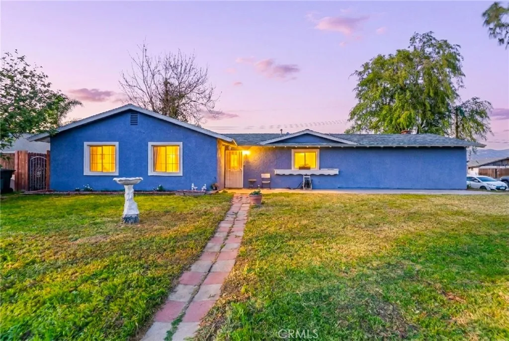 19450 Woodhill Street, Rialto, CA 92376 - Main photo, Rialto, CA