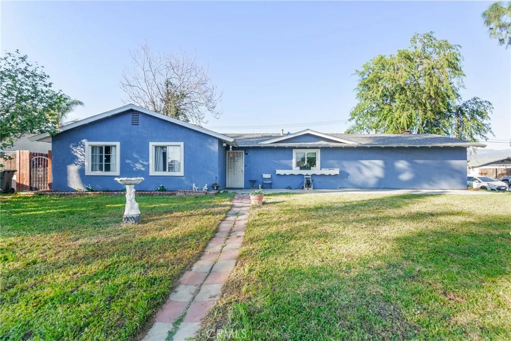 19450 Woodhill Street, Rialto, CA 92376 - Photo 2 of 41, Rialto, CA