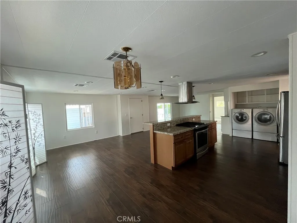 3945 Bradford Unit 49, La Verne, CA 91750 - Photo 4 of 28, La Verne, CA