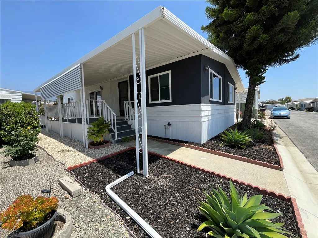 3945 Bradford Unit 49, La Verne, CA 91750 - Main photo, La Verne, CA