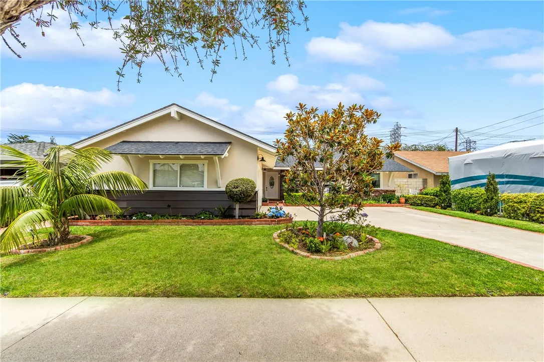 10441 Sunday, Huntington Beach, CA 92646 - Photo 2 of 42, Huntington Beach, CA