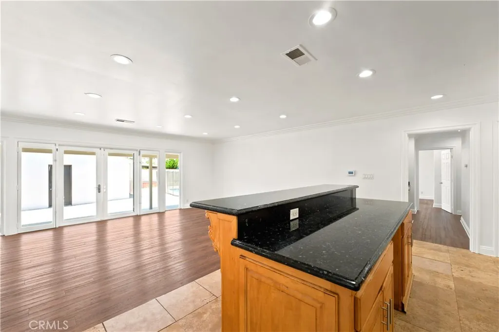 10249 Lemona Avenue, Mission Hills (San Fernando), CA 91345 - Photo 4 of 46, Mission Hills (san Fernando), CA
