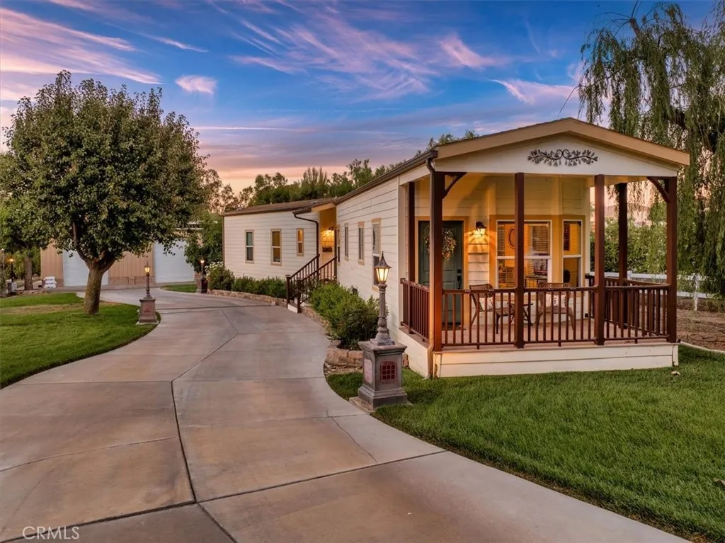 17320 High Country Circle, Lake Mathews, CA 92570 - Photo 4 of 64, Lake Mathews, CA
