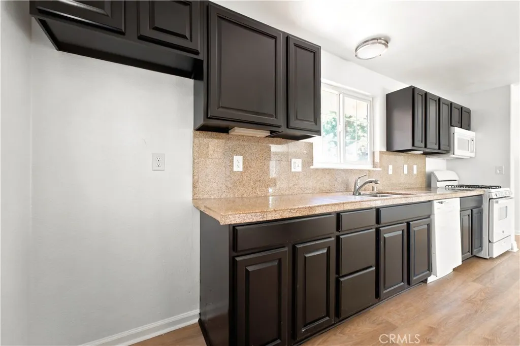 1720 Anderson Street, Simi Valley, CA 93065 - Photo 5 of 30, Simi Valley, CA