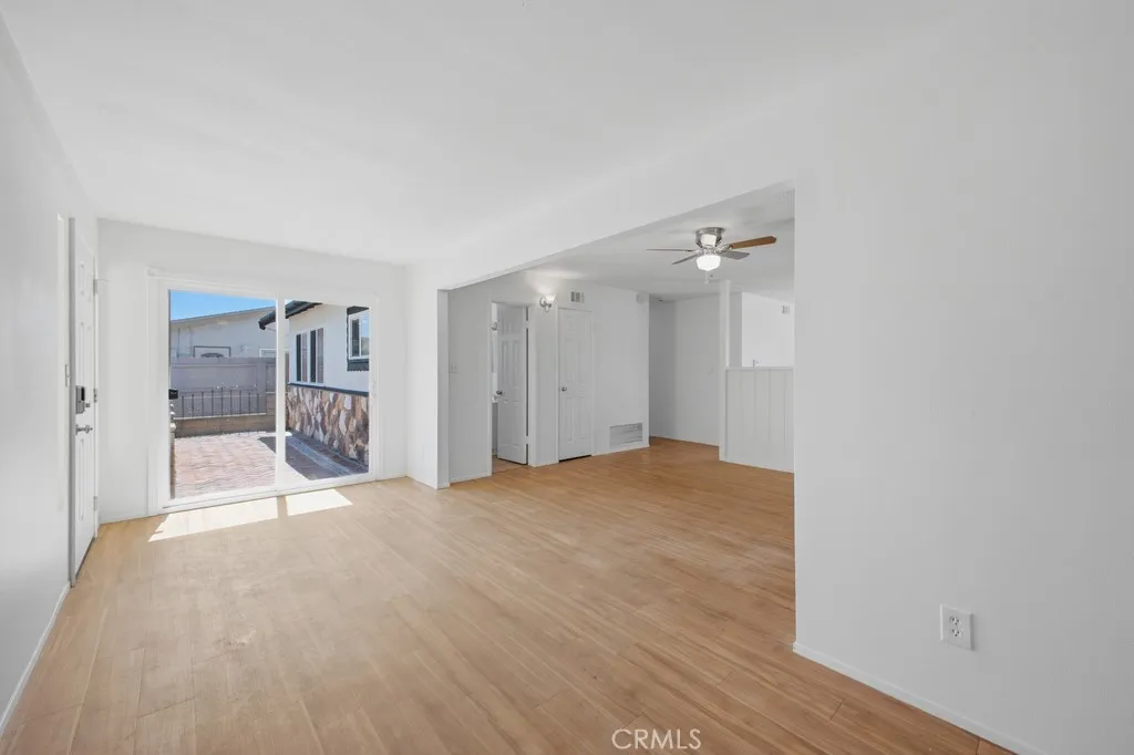 https://cdn.realtyfeed.com/cdn/127/306751351/098e197bbca6f5b633f5576440ad6d3c.webp