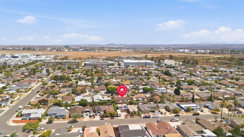 https://cdn.realtyfeed.com/cdn/127/306751351/11df8ed4a19ed28872f1010fc63ad934.webp