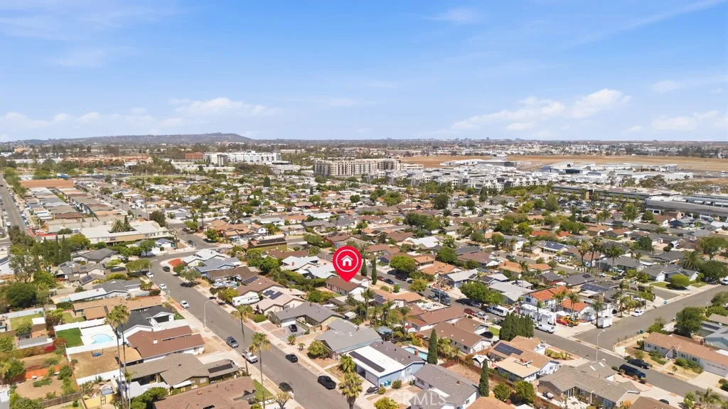 https://cdn.realtyfeed.com/cdn/127/306751351/30c4e0b44cde068a6bd18d0ea252a610.webp
