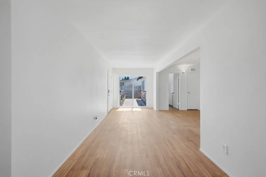 https://cdn.realtyfeed.com/cdn/127/306751351/649da5e1de20a95567ec2bb7a06ec6a5.webp