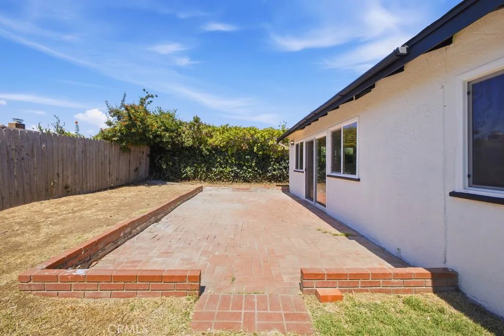 https://cdn.realtyfeed.com/cdn/127/306751351/a5cc29b341f743589c51698f521050d0.webp