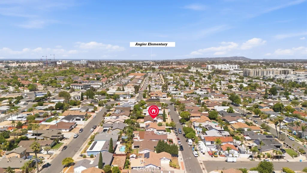 https://cdn.realtyfeed.com/cdn/127/306751351/da7f5f73eaf4a088d12be401800b20f4.webp